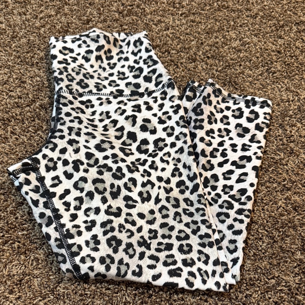 Evolution and Creation Black and White Leopard Leggings